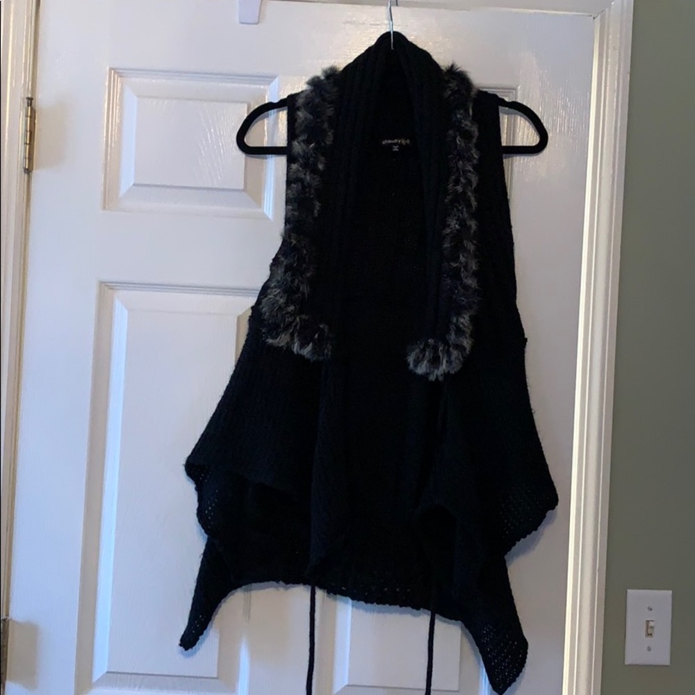 Chaudry black sweater vest